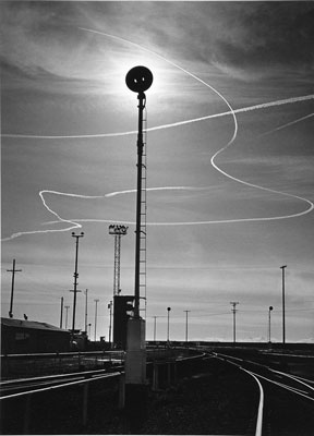 http://contrailscience.com/images/1953-adams-rails-and-jet-trailsLG.jpg