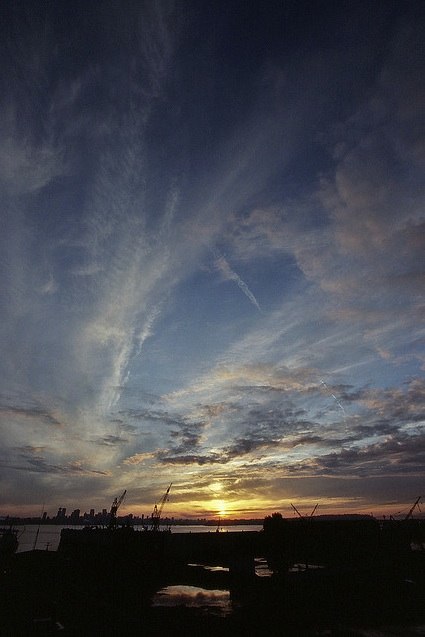 http://contrailscience.com/skitch/Sunset_from_My_Balcony.jpg